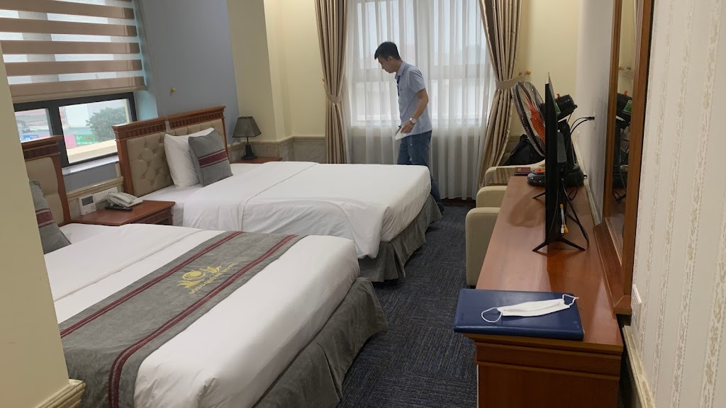 Khách sạn Sông Quỳnh