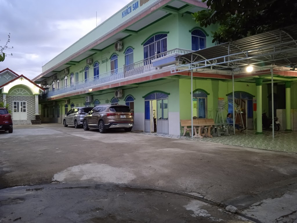 Khách sạn Tân Bình Minh