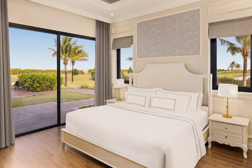 Meliá Vinpearl Cua Hoi Beach Resort