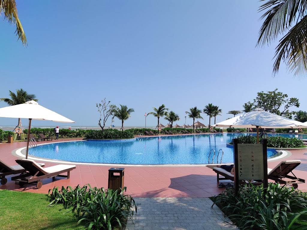 Meliá Vinpearl Cua Hoi Beach Resort