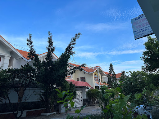 Motel Hương Trâm
