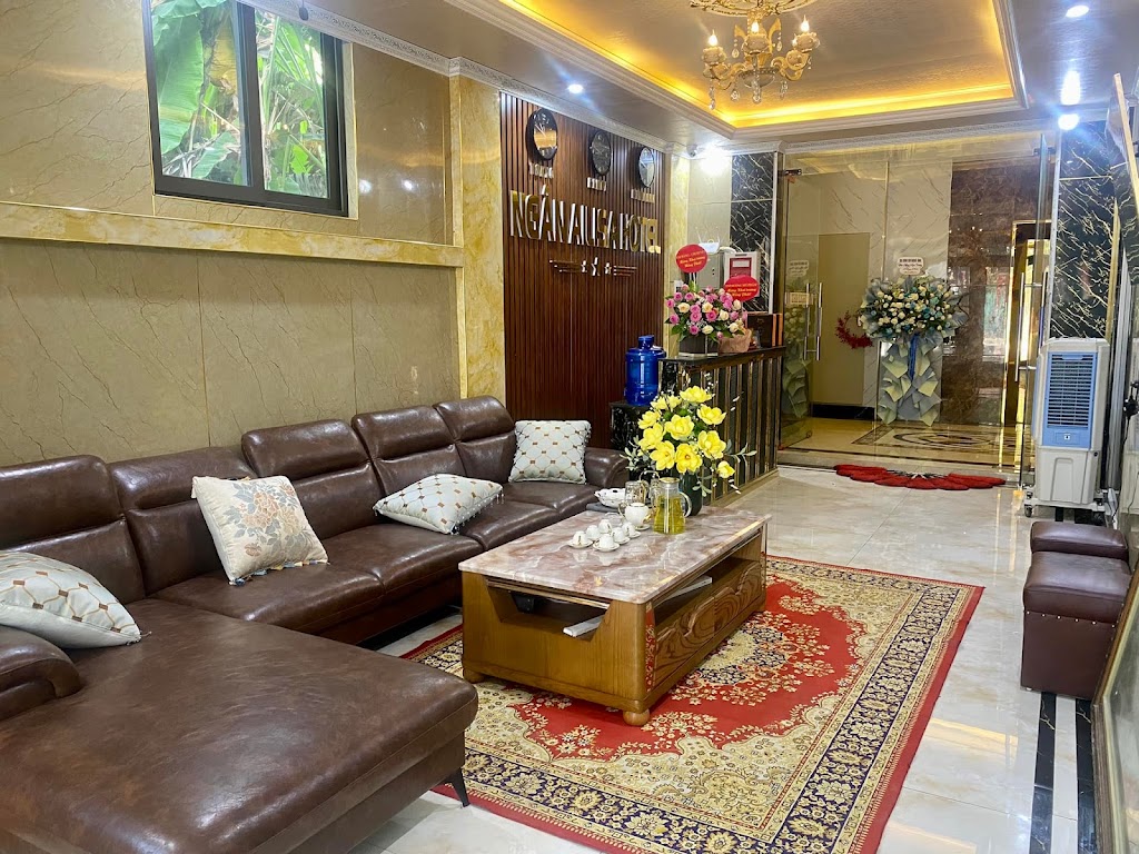 Ngân Ailisa Hotel