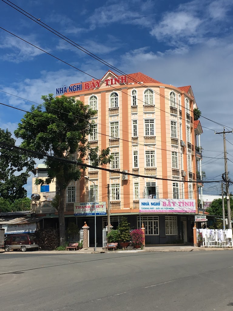 Nhà Nghỉ Bảy Tính
