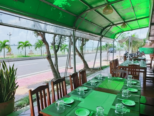 Nhà hàng hoa ếch