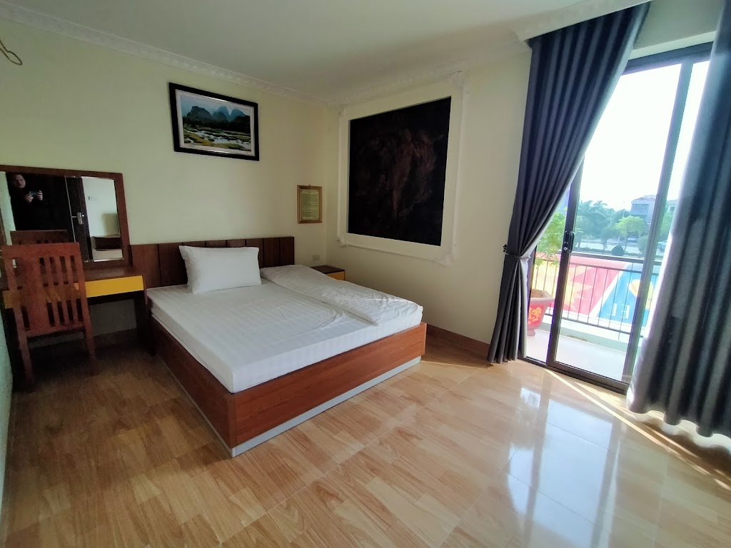Ruby Hotel