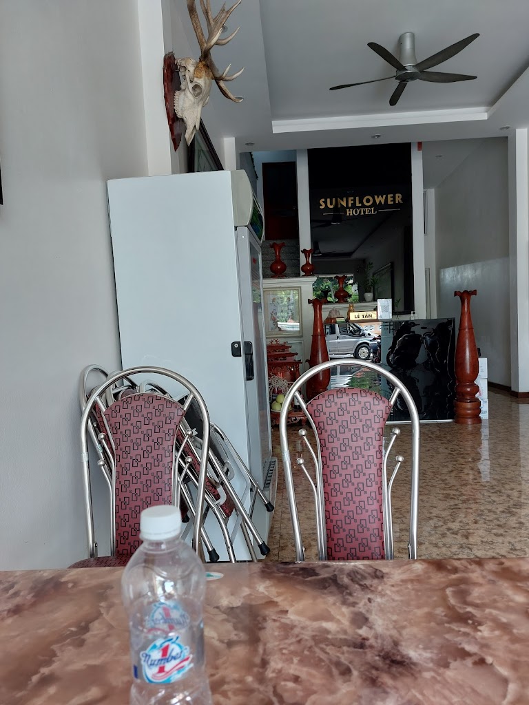 SUNFLOWER HOTEL
