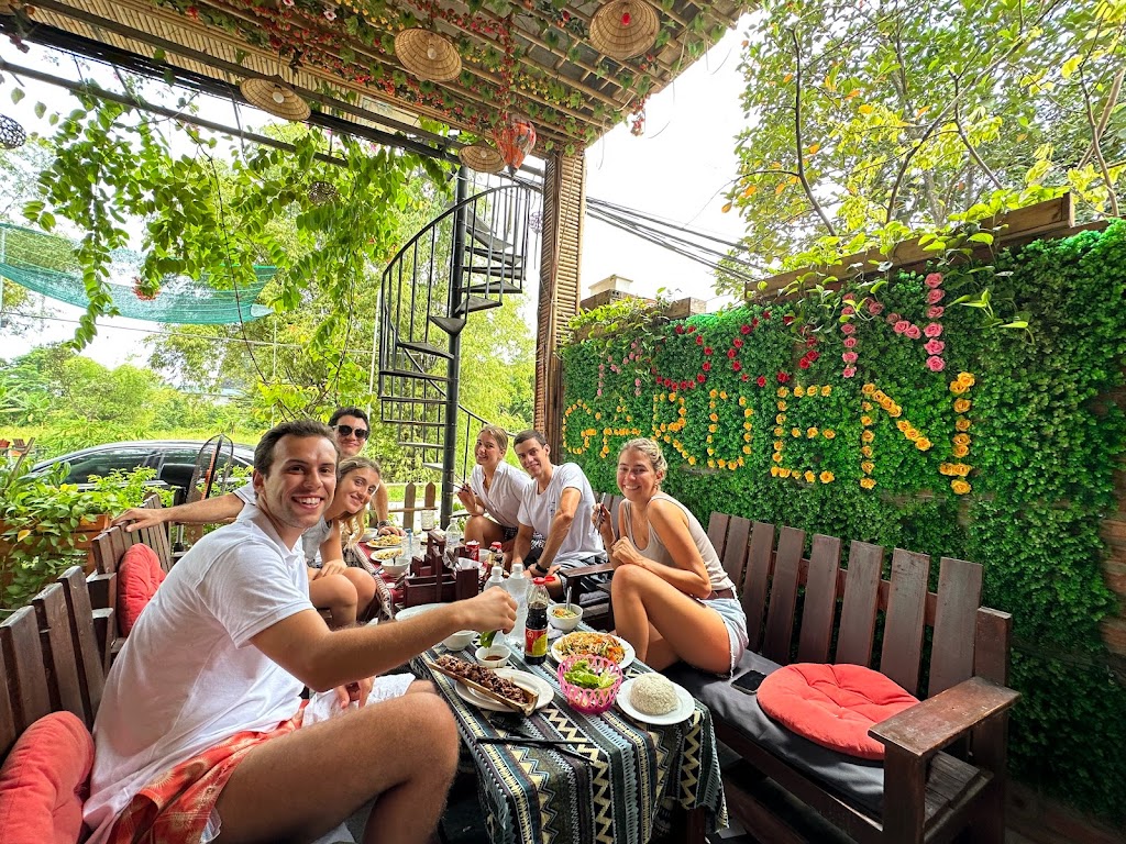 TRANG AN MOON GARDEN HOMESTAY&RESTAURANT