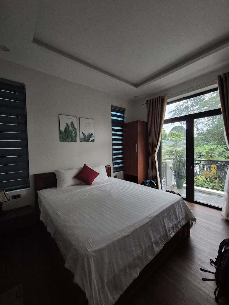 Tam Coc Harbor View Hotels