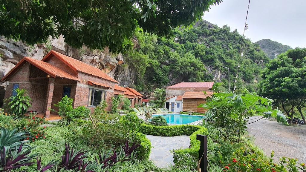Trang An Central Bungalows