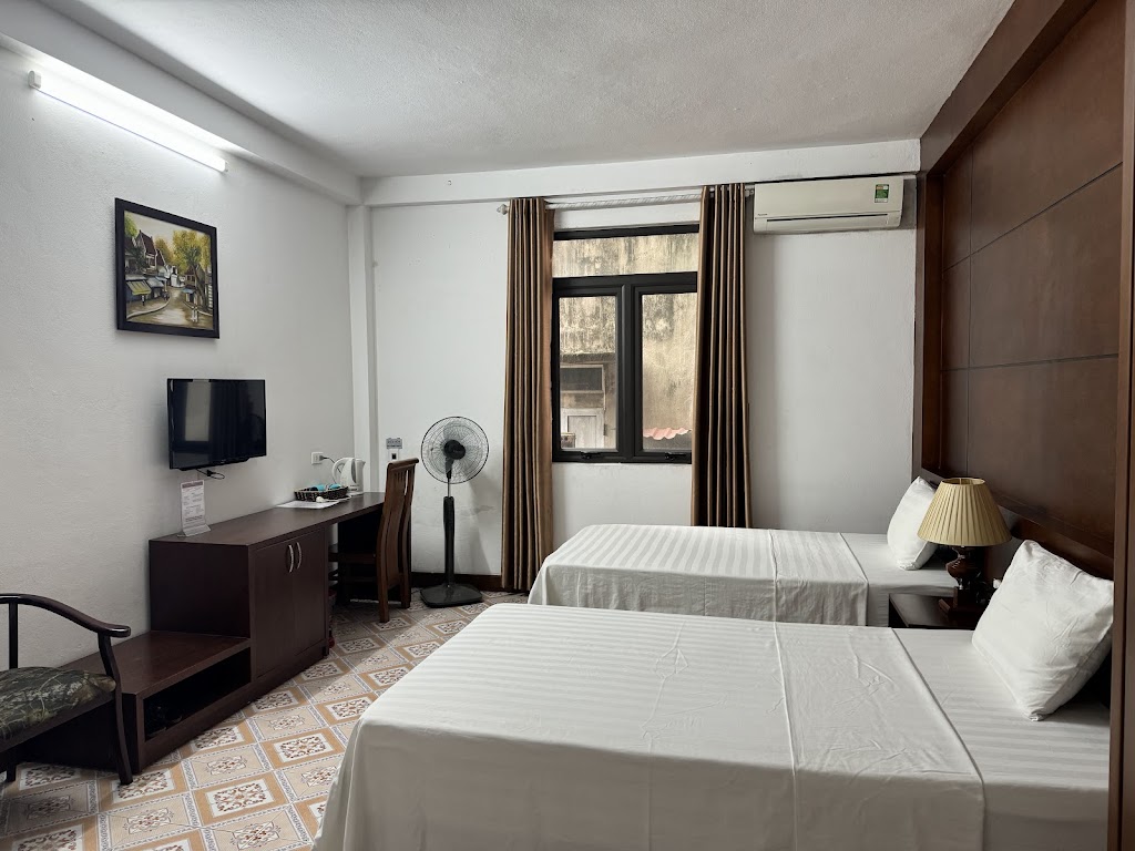 VIET HUONG HOTEL